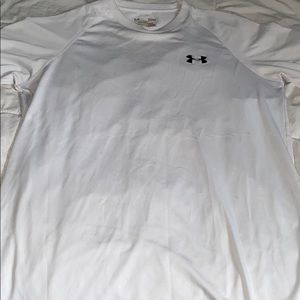 White under  armour workout tee